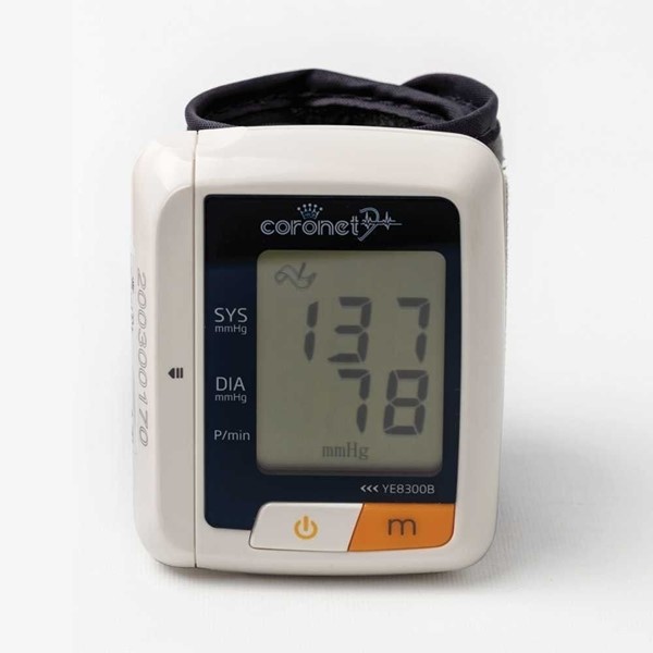 Coronet Tensiómetro Digital de Muñeca Ye8300b 1 Unidad