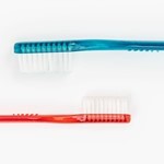 BUCAL TAC Cepillo Dental Classic Serie 4 c/ Capuchon Suave x 1 unidad #11