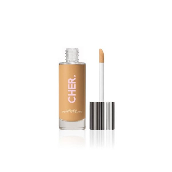 Cher Dieciocho Sarcastic Radiant Foundation Color 425 Golden Macchiato #1