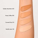 Cher Dieciocho Sarcastic Radiant Concealer Color 105 Vainilla Latte #4