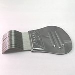 Coronet Peine Para Pediculosis Curvo de Metal #3