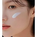 Celimax Protector Solar Oil Control Light Sunscreen SPF50+ 50 ml #3