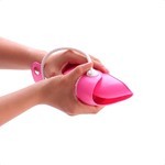 Baby Innovation Babero Silicona Rosa Con Bolsillo Contenedor (Impermeable) #4