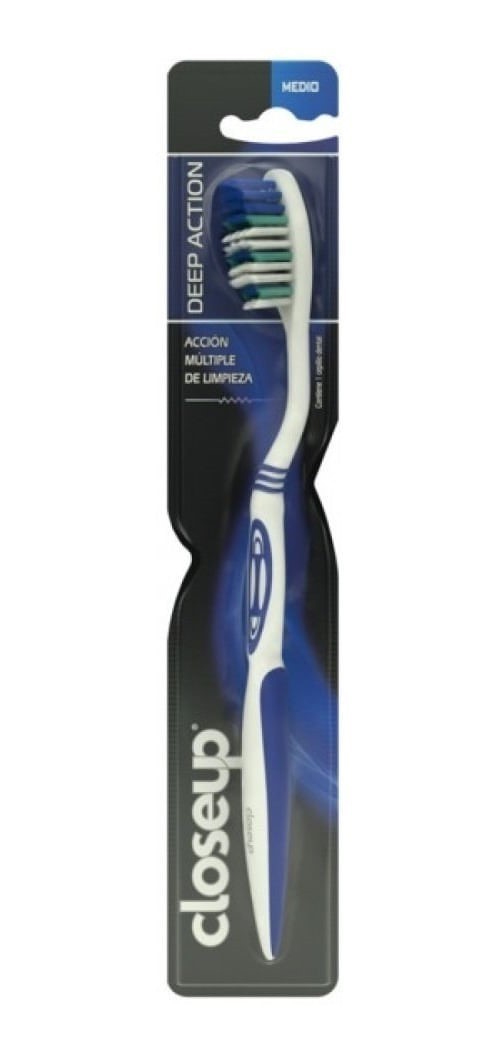 Close Up Cepillo Deep Action Medio