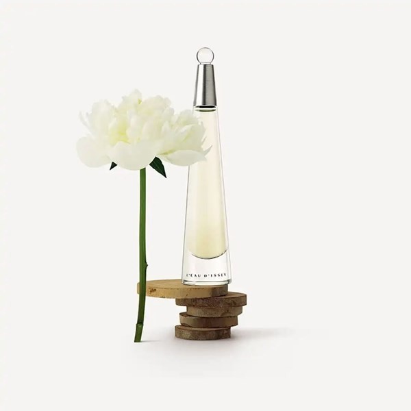 Issey Miyake L'Eau d'Issey EDT Set 100 ml + 25 ml | Fragancia floral acuática elegante y atemporal alt